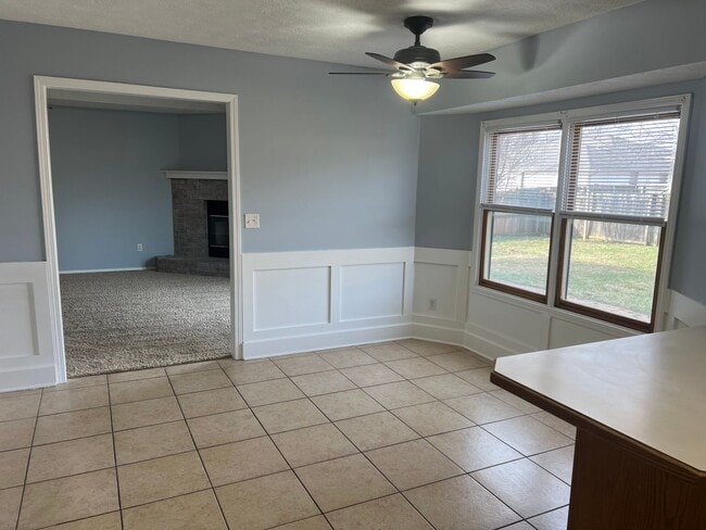 Building Photo - Quiet 3Bed / 2Bath in Springfield