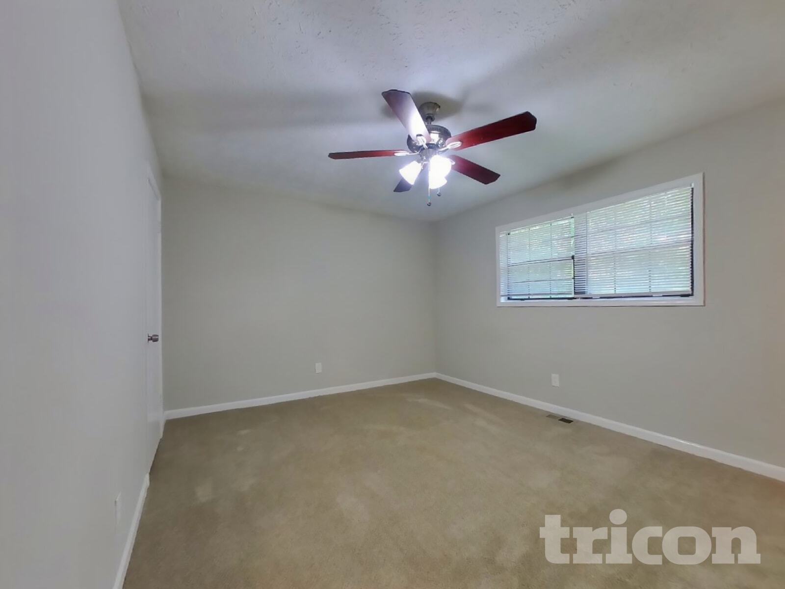 Building Photo - 4211 Clearview Dr