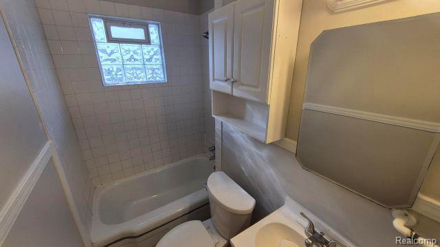 Building Photo - 1419 Fox St