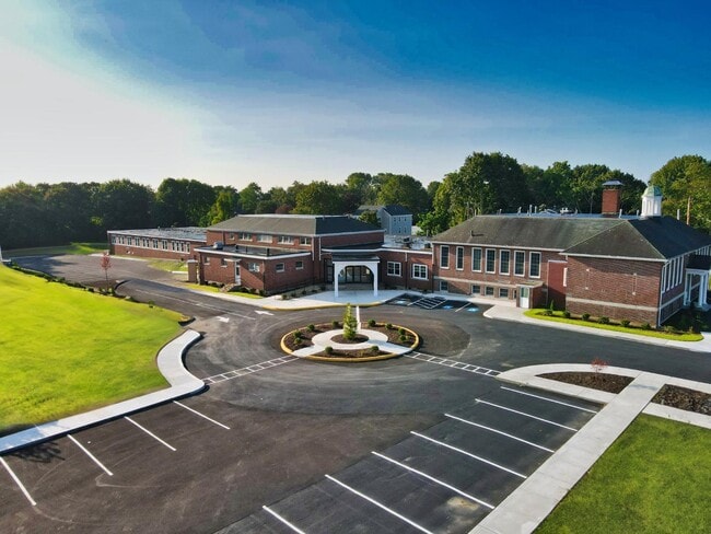 Building Photo - 816 Brayton Point Rd