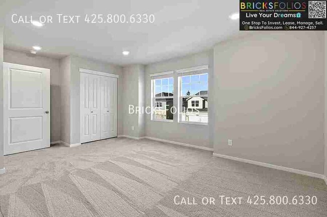 Building Photo - Your Dream Home Awaits in Puyallup Near JBLM