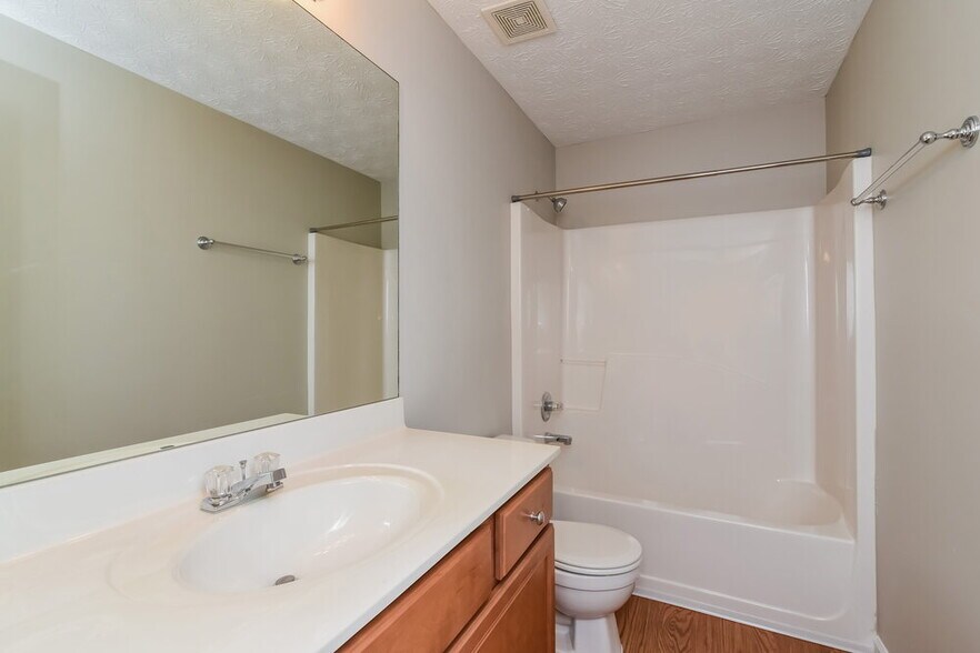 Building Photo - 3088 Heatherbrook Trce
