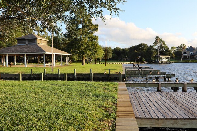 Building Photo - 307 Whitecap Dr