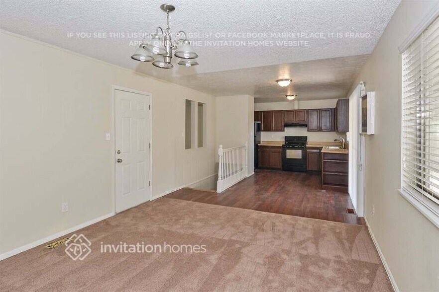 Building Photo - 4518 Wordsworth Cir S