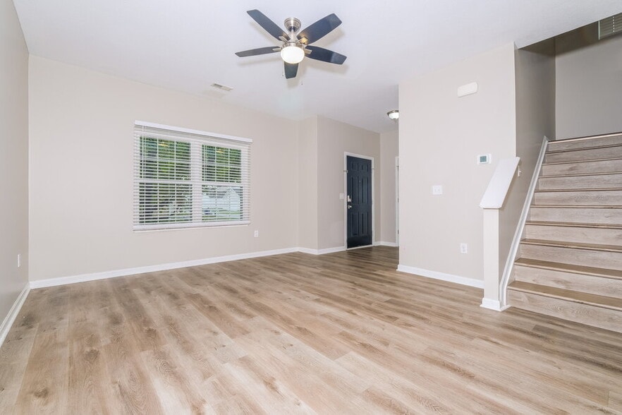 Building Photo - 6137 Prairiefire Ave