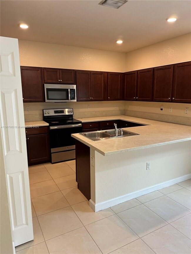 Building Photo - 9336 W 33rd Ave