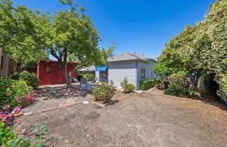 Building Photo - 848 Talbart St