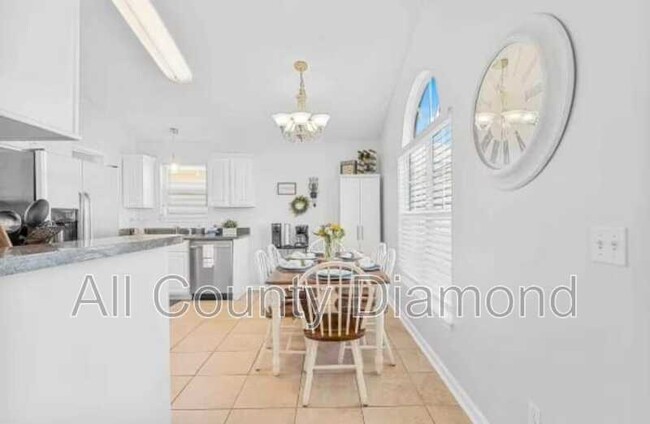 Building Photo - 11721 Sand Castle Ln
