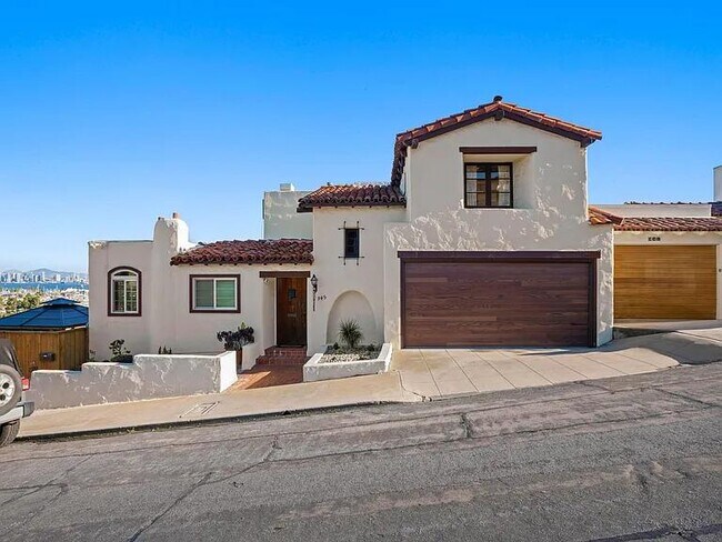 Building Photo - 945 Harbor View Dr