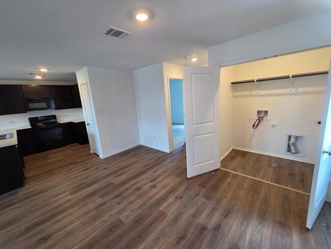 Building Photo - 253 Texas Angel Wy