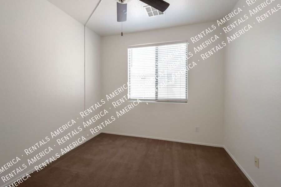 Building Photo - 2715 S Cupertino Dr
