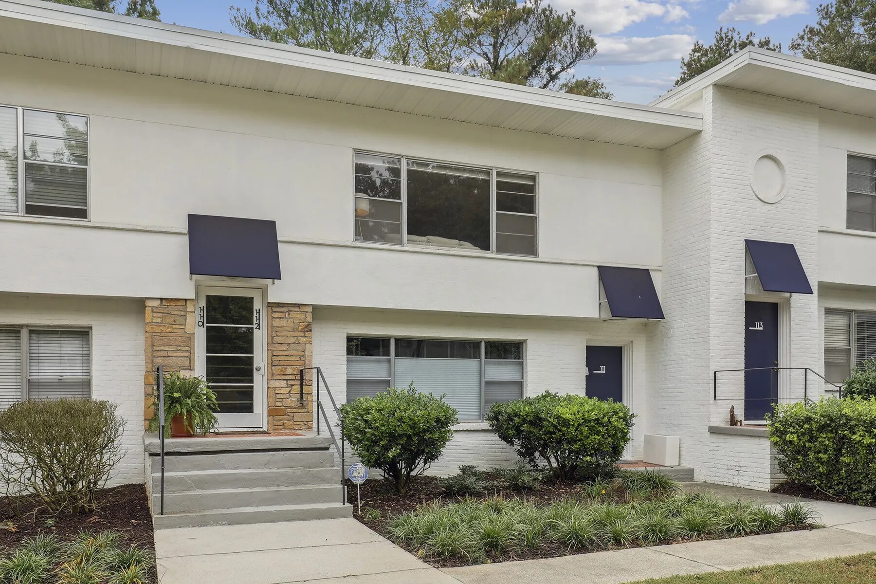Building Photo - 2230 Cheshire Bridge Rd NE