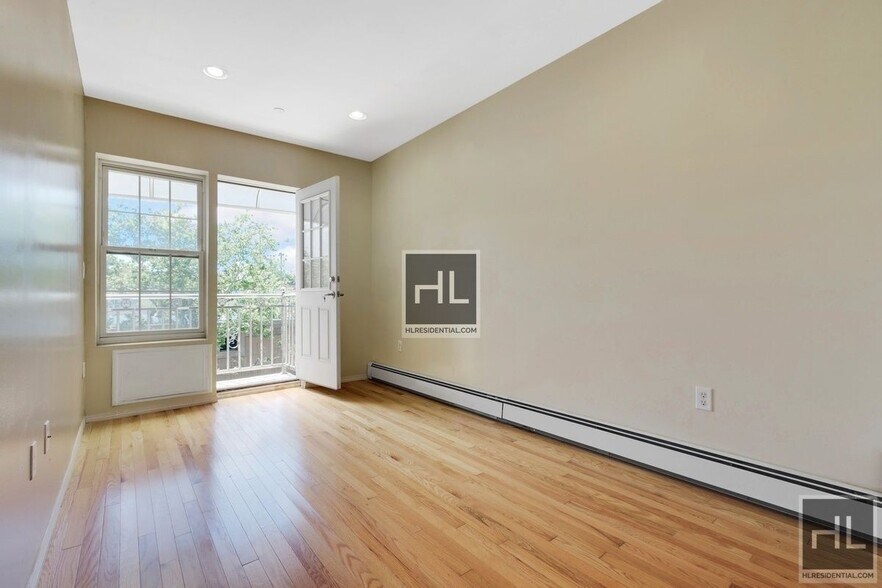 Building Photo - One Bedroom on Dekalb at Nostrand Ave
