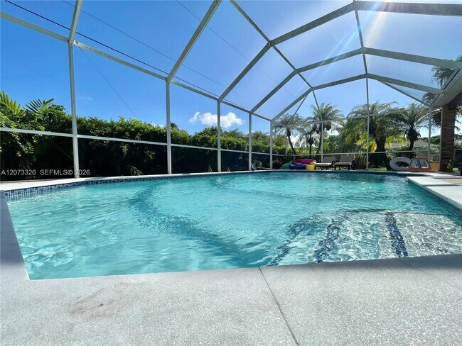 Building Photo - 8522 SW 148th Terrace