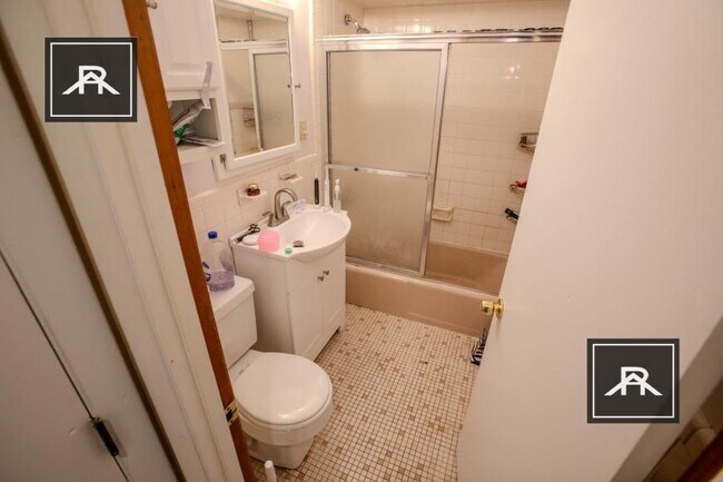 Building Photo - 2 bedroom in Allston MA 02134