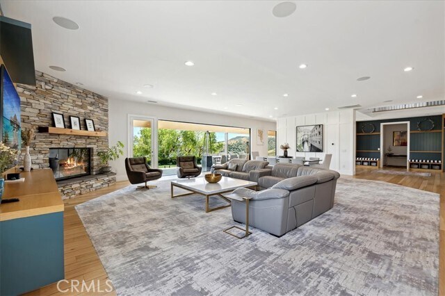 Building Photo - 30905 Burlwood Dr