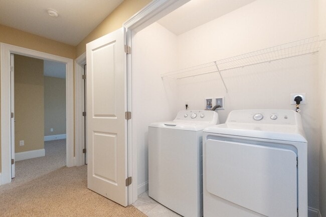 Building Photo - 15 Hialeah Ln