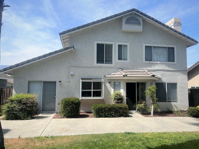 Building Photo - 1228 Scenic View St