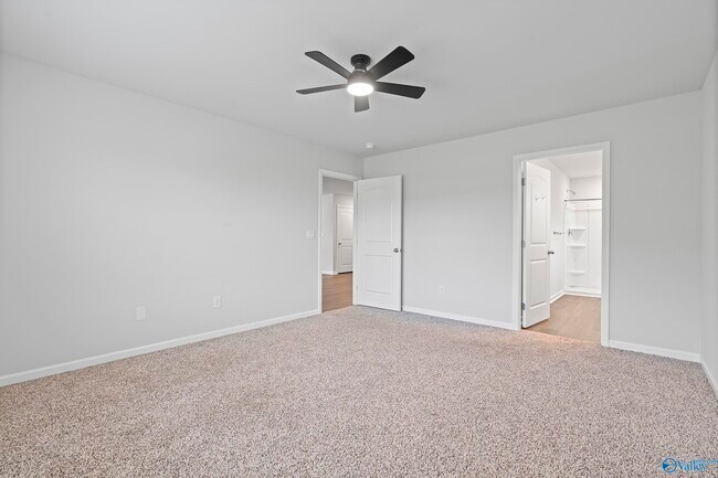 Building Photo - 153 Ozy Dr