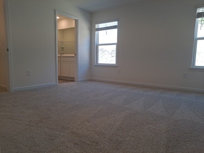 Building Photo - 144 Ibis Loop