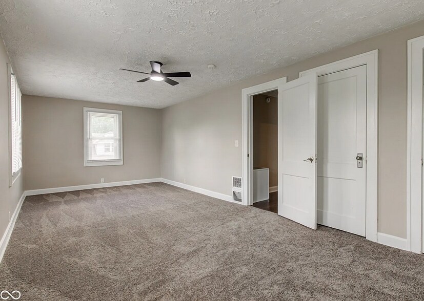 Building Photo - 4155 Graceland Ave