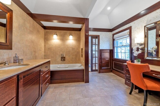 Building Photo - 3 Barkers Point Rd