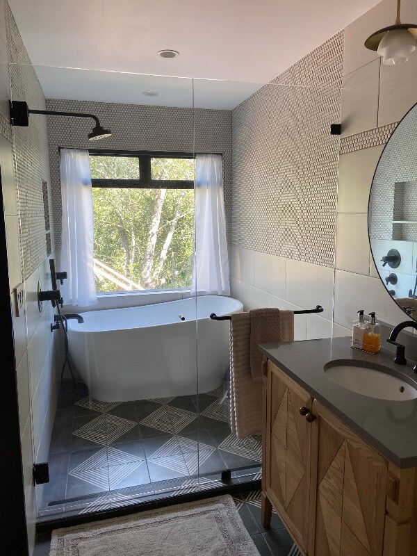 Building Photo - 3662 Lovall Valley Rd