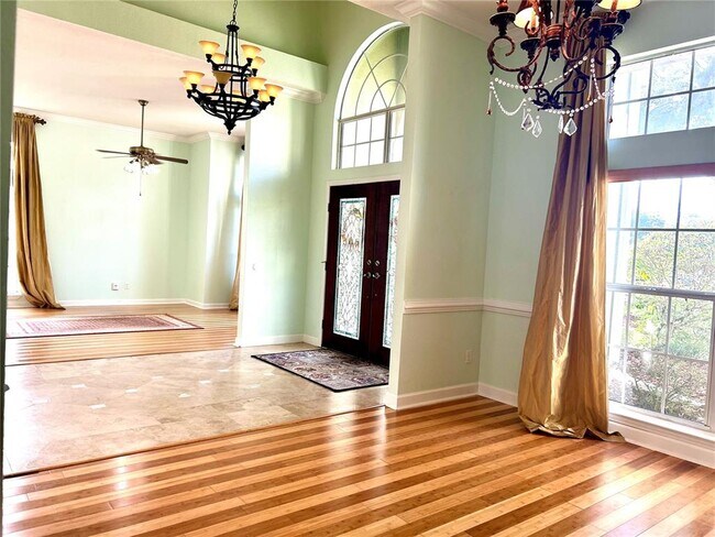 Building Photo - 10662 Crystal Springs Ct