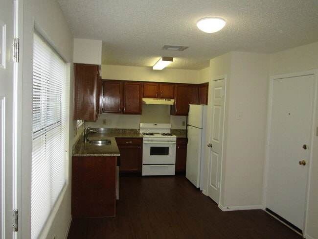 Building Photo - 10609 Archdale Dr