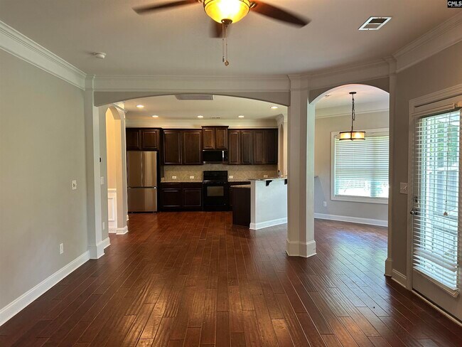 Building Photo - 219 Greenstone Way