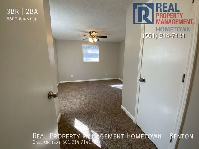 Building Photo - Newly Renovated 3-bedroom 2-bath House in ...