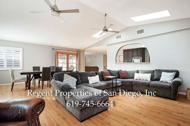 Building Photo - 274 Cheryl Pl