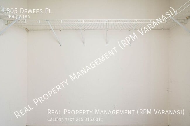 Building Photo - 805 Dewees Pl