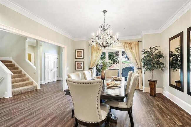 Building Photo - 930 Manchester Pl NW