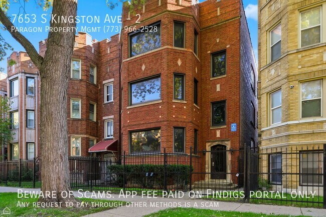 Building Photo - 7653 S Kingston Ave