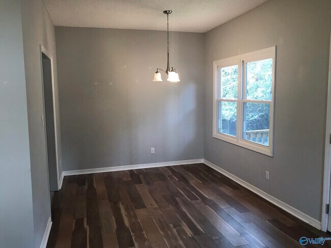 Building Photo - 104 Potomac Cir