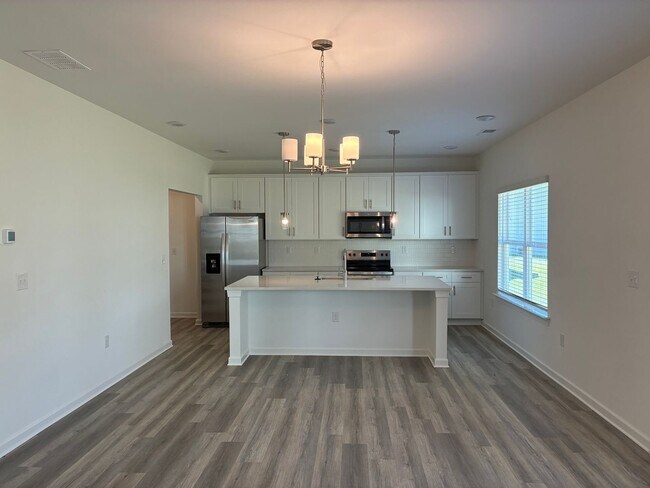 Building Photo - BRAND NEW SINGLE FAMILY HOME IN LOGANVILLE