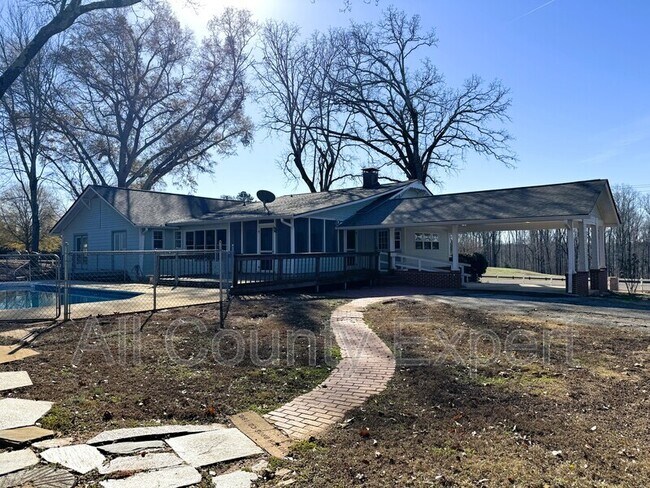 Building Photo - 5485 Union Church Rd