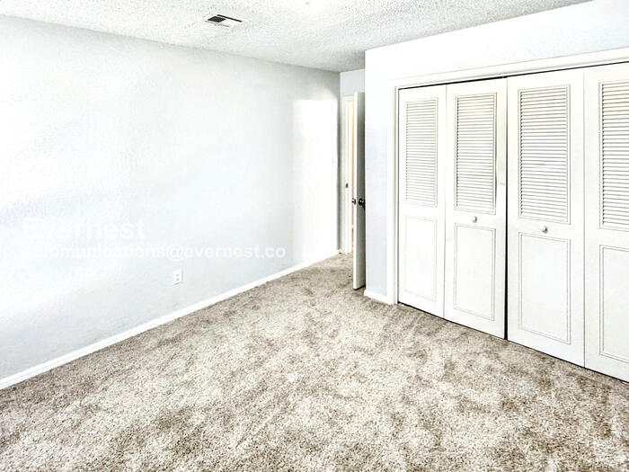 Building Photo - 6502 S 83rd East Ave