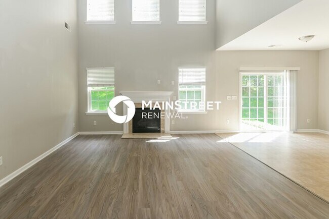 Building Photo - 4 Bedroom Pet-Friendly Home in Huntersvill...