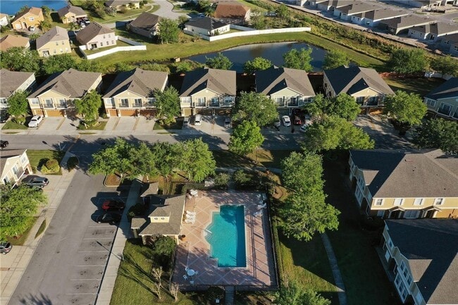 Building Photo - BEAUTIFUL, SPACIOUS,   2 BEDROOMS, 2 BATH TOWNHOME.