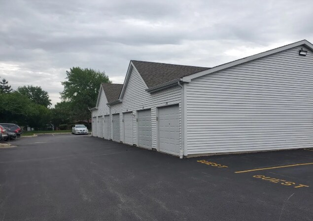 Building Photo - 1449 McClure Rd