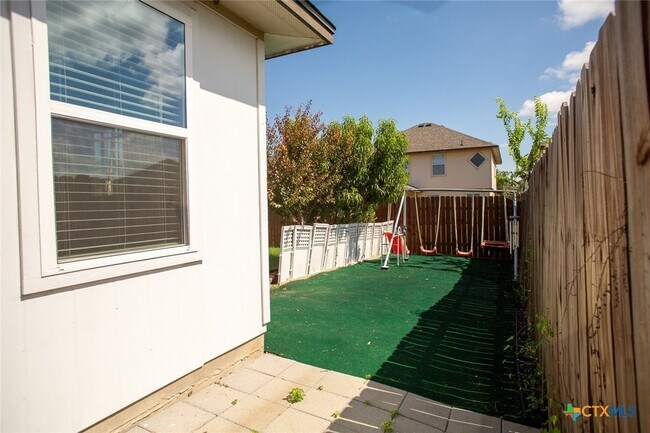 Building Photo - 5515 Lions Gate Ln