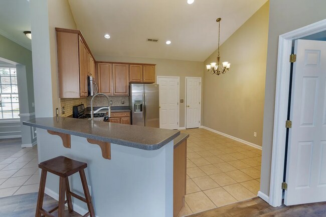 Building Photo - 9417 Ayscough Rd