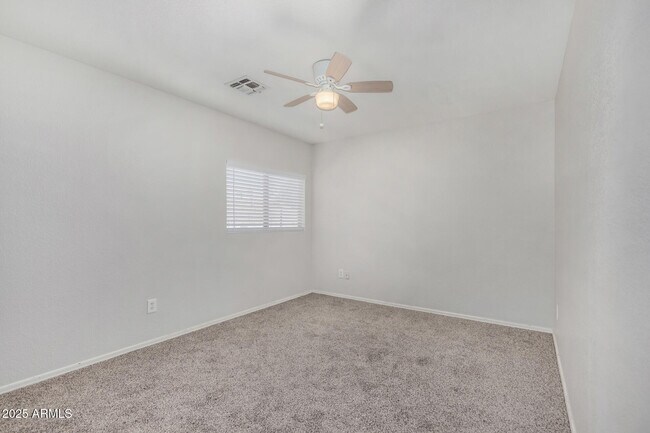Building Photo - 4803 N 92nd Ln