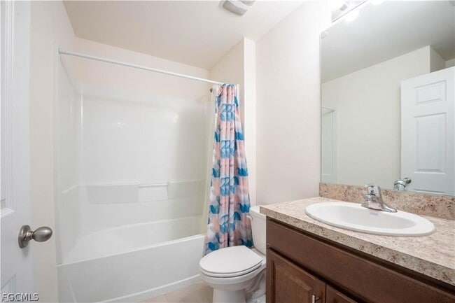 Building Photo - 8052 Sunrise Cir