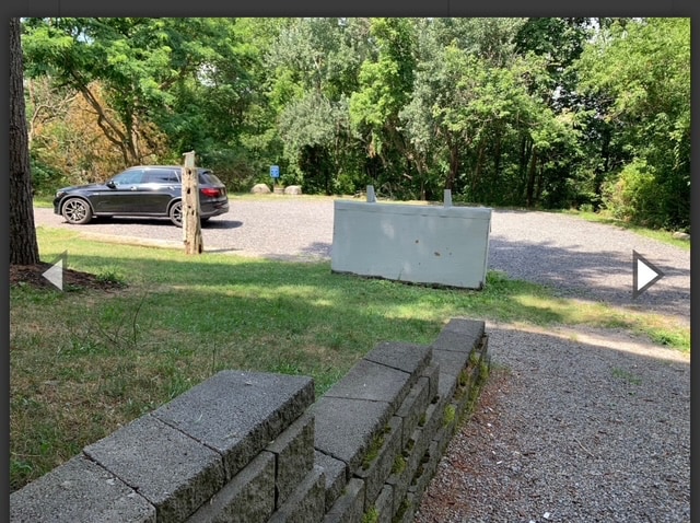 Building Photo - 918 Danby Rd