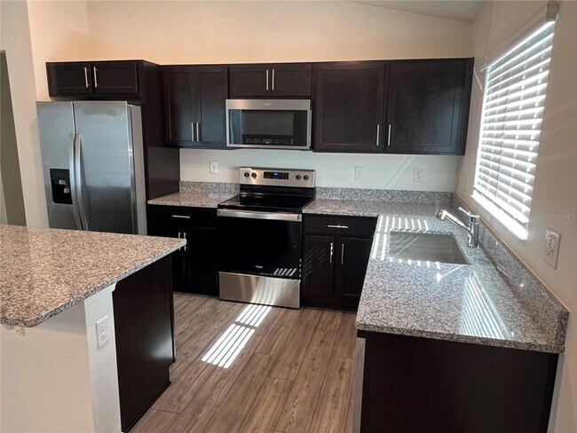 Building Photo - 3838 Whitetail Ct