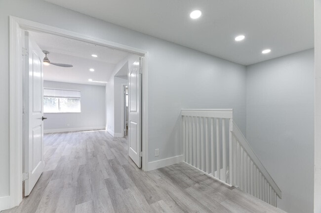 Building Photo - 6810 Via Regina