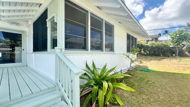Building Photo - 156-B N Kalaheo Ave